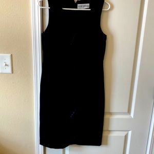Jessica Howard black dress with ruffles front, Backstep, sleeveless, size medium